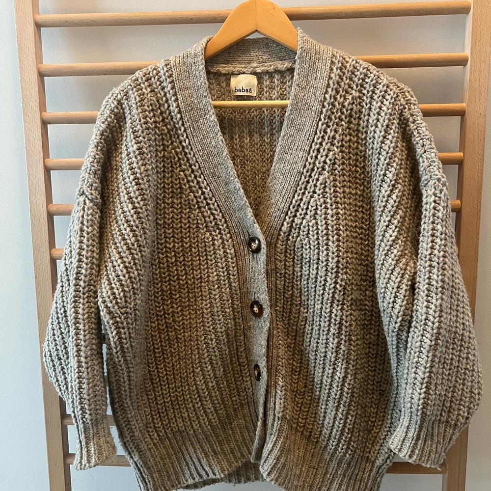 Babaa Women's Cardigan Sweater no19 in mist